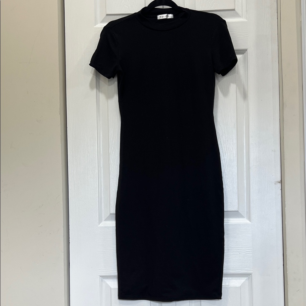Elegant Black Midi Dress